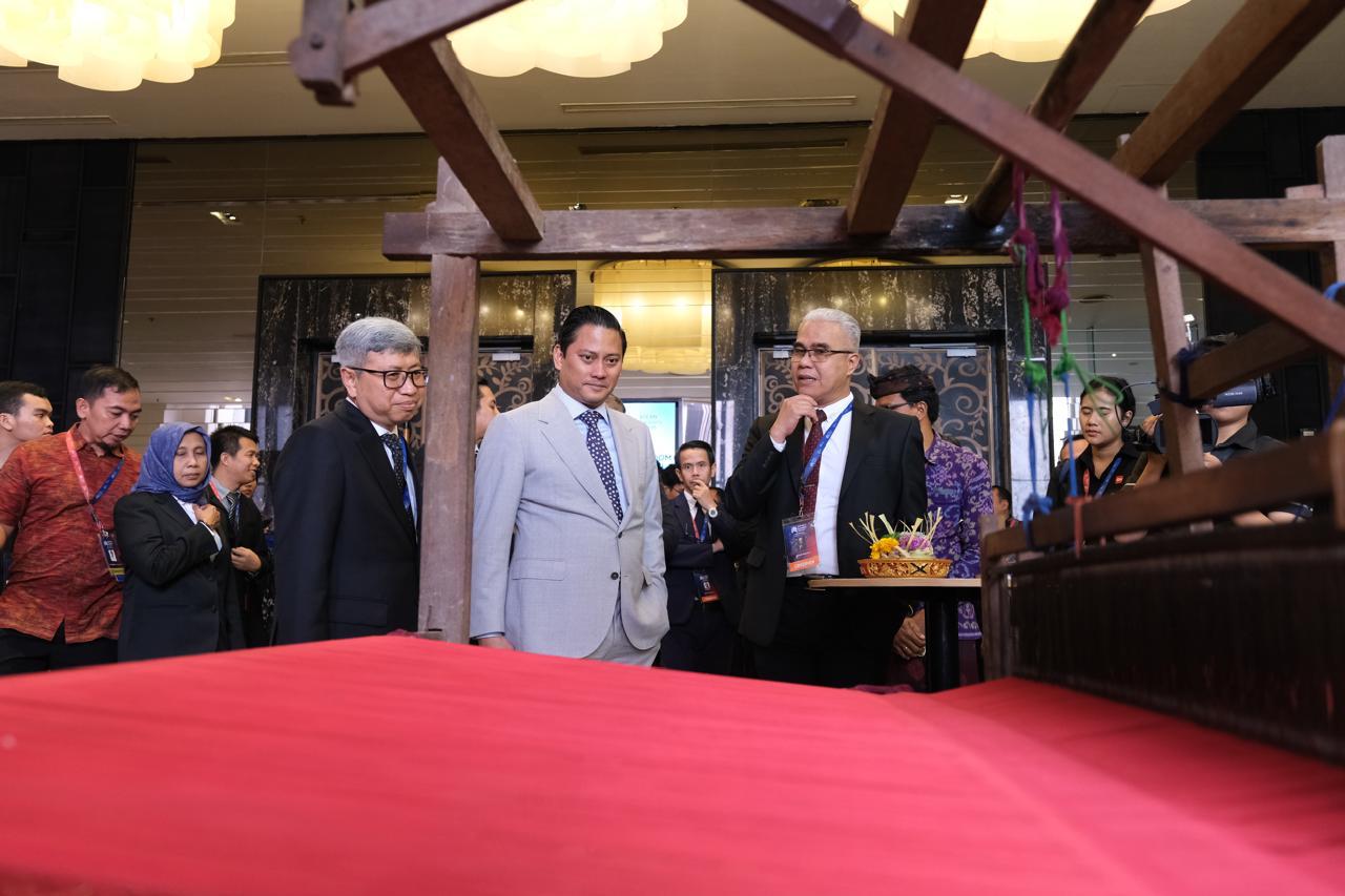 KSP. JUMARI dalam ASEAN Treasury Forum 2024: Wujud Nyata Komitmen Mendorong UMKM Naik Kelas ke Pasar Global